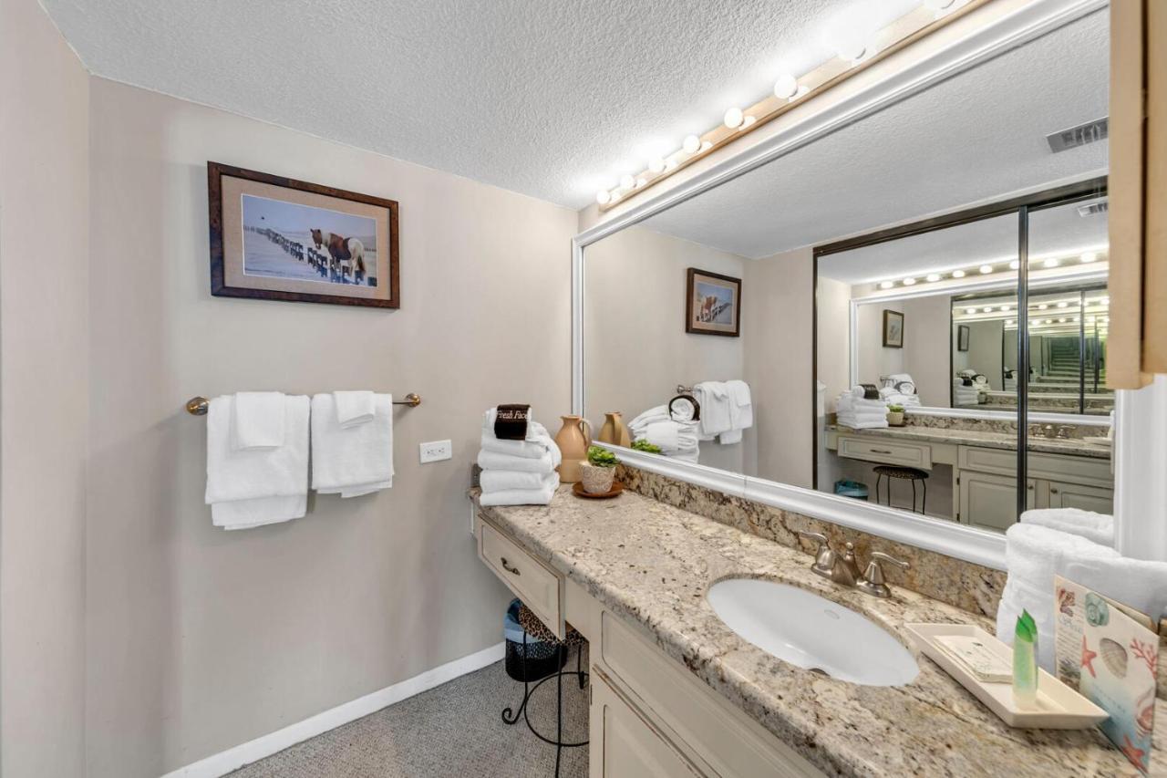 Mainsail 131 - Beachfront 2Br With Free Seasonal Beach Service Destin Zewnętrze zdjęcie