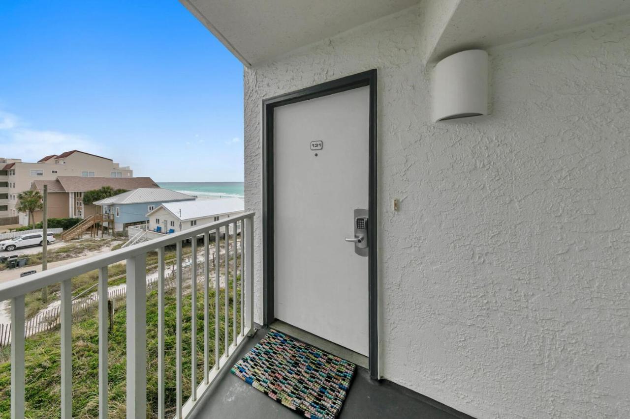 Mainsail 131 - Beachfront 2Br With Free Seasonal Beach Service Destin Zewnętrze zdjęcie